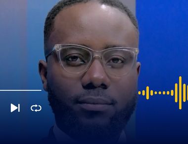 Portrait de Roger Kpeteka : quand la migration devient thérapie et journalisme